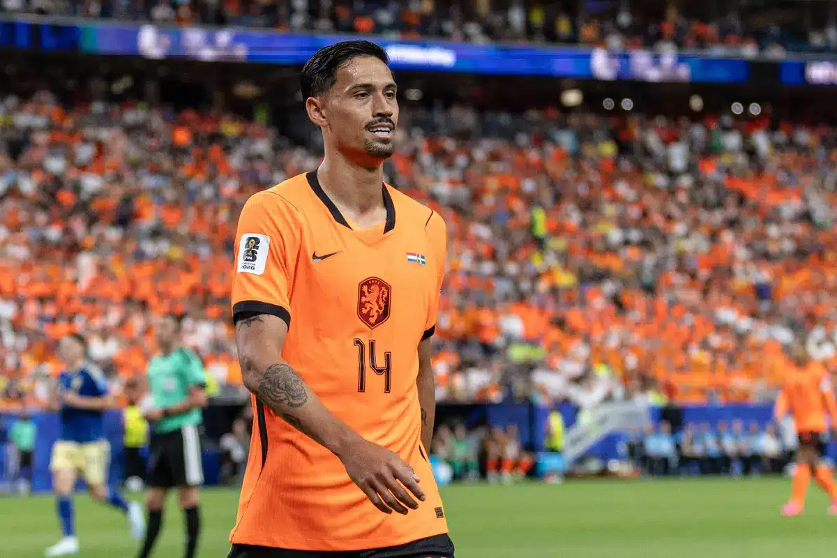 Tijjani Reijnders s&rsquo;ouvre sur les raisons de son départ de Man City