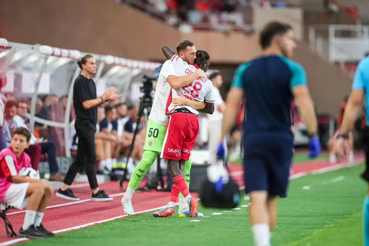 Monaco renvoie un gardien de son effectif (officiel)