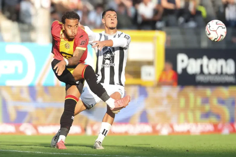 Yassine Khalifi visé par le PSG ©Alamy