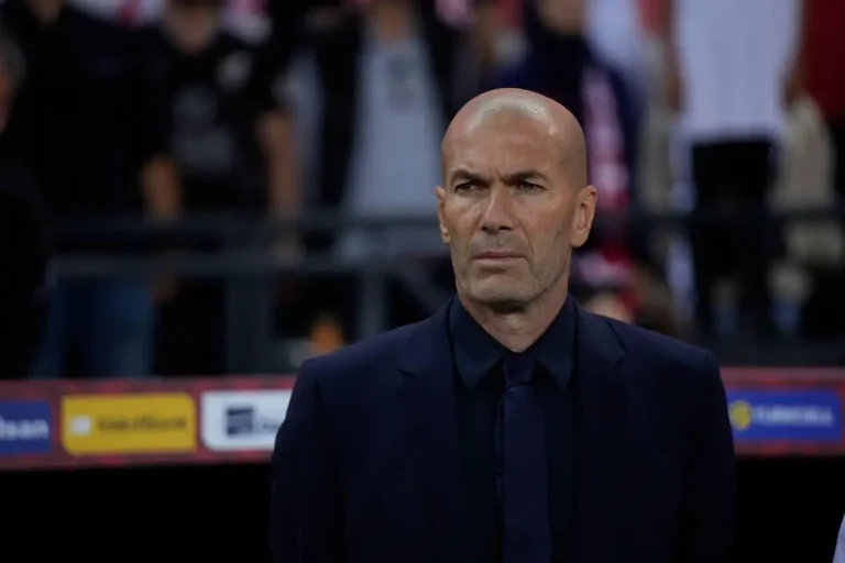 Zidane bat un record vieux de 32 ans avec un but symbolique de Mbappé