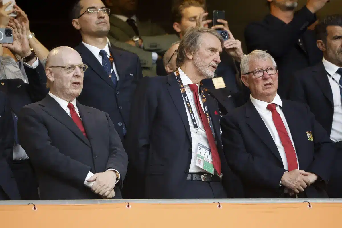 Manchester United : La dette dépasse encore le milliard
