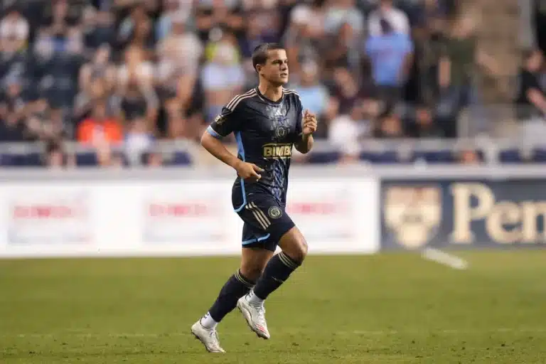 Cavan Sullivan sous le maillot de Philadelphie @Alamy