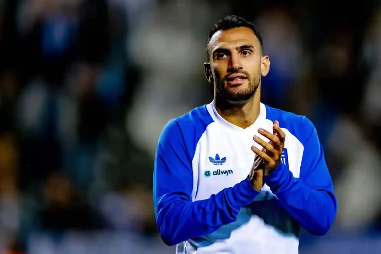 Vangelis Pavlidis sous le maillot de la Grèce