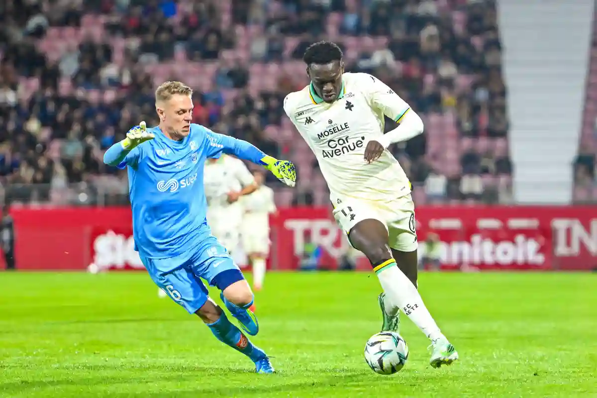 Pape Moussa Fall sous le maillot du FC Metz