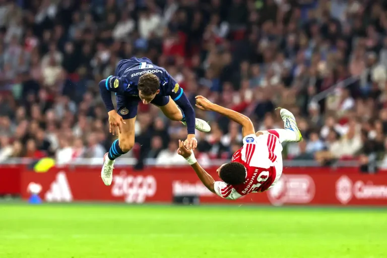 Aaron Bouwman visé par Newcastle ©Alamy