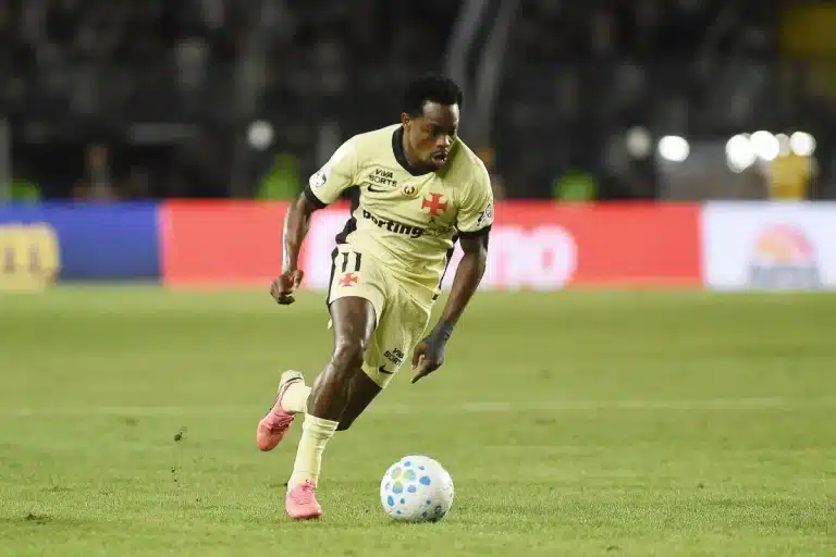Andrés Gómez sous le maillot de Vasco de Gama