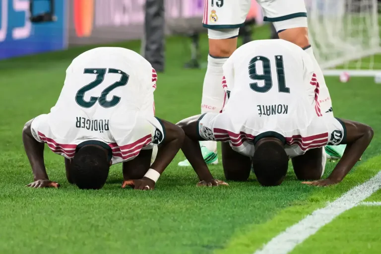 Antonio Rüdiger et Ibrahima Konaté sous les couleurs du Real Madrid ©Alamy
