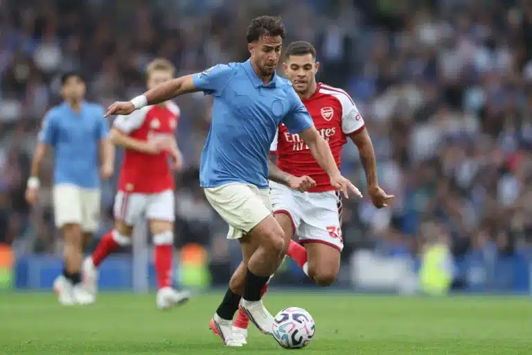 Charalampos Kostoulas sous le maillot de Brighton