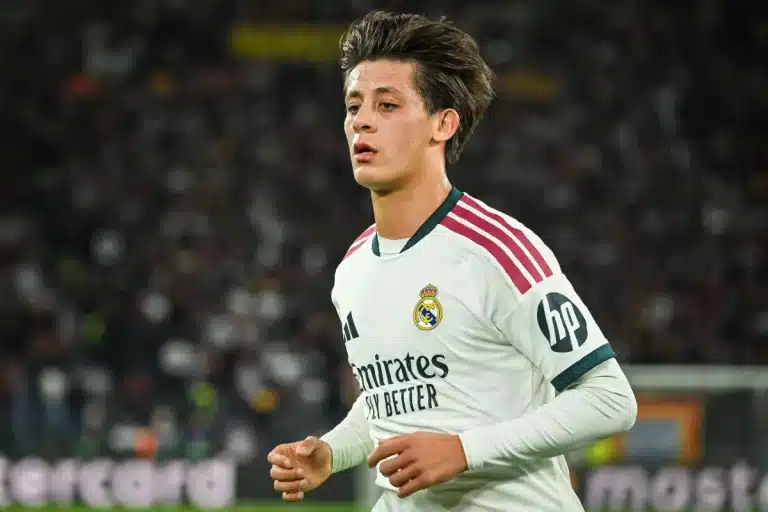 Espagne : Le Real Madrid verrouille Arda Güler