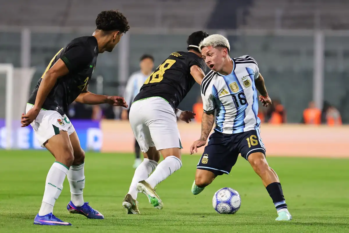 Manchester United cible un feu follet argentin