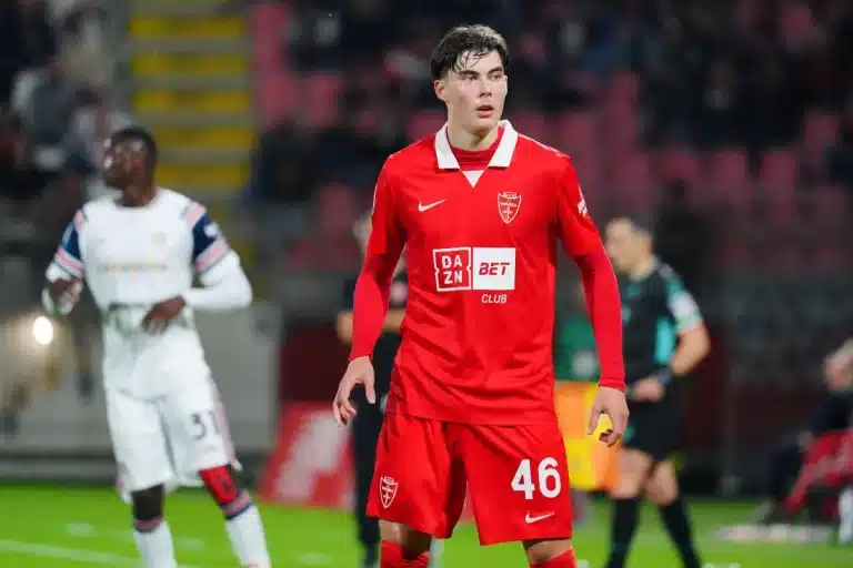 Jay Robinson sous le maillot de Monza