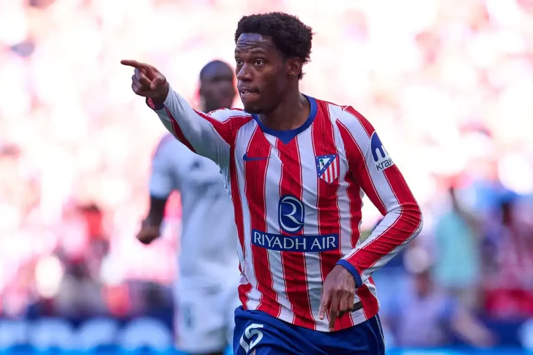 Jonathan David pourrait définitivement quitter la Juventus