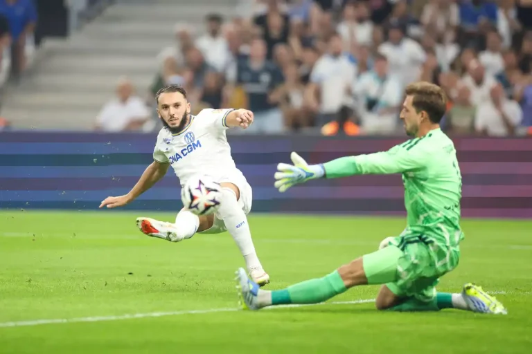 Kevin Trapp visé par le Bayern ©Alamy
