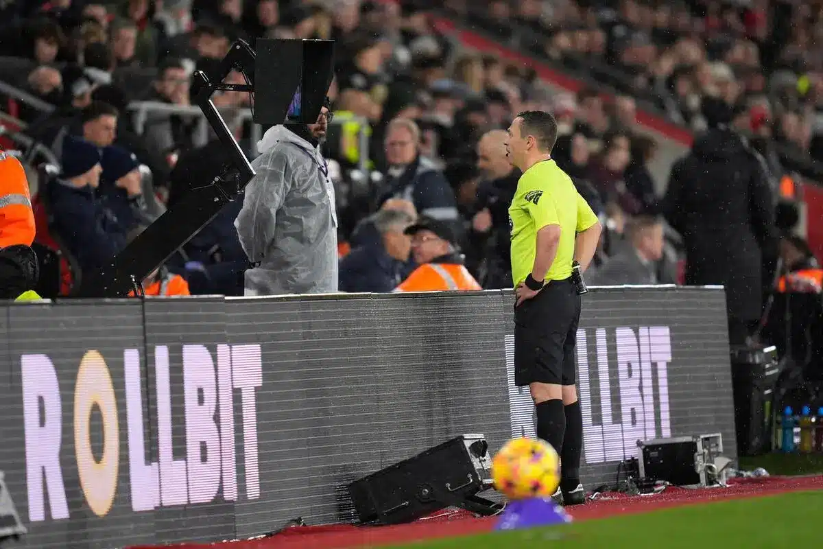 LDC L'UEFA a désigné l'arbitre de PSG-Barcelone