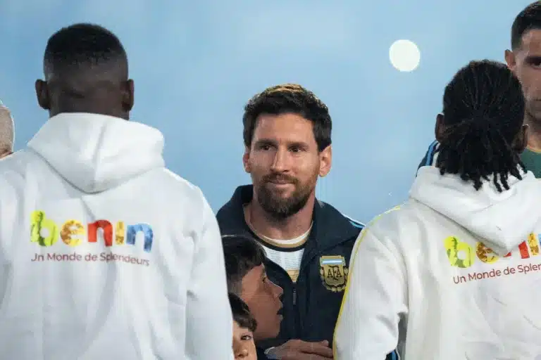 Le Bénin honore Lionel Messi avec un symbole historique