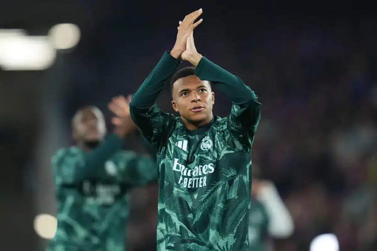 Liga Les excuses publiques de Kylian Mbappé au peuple chinois