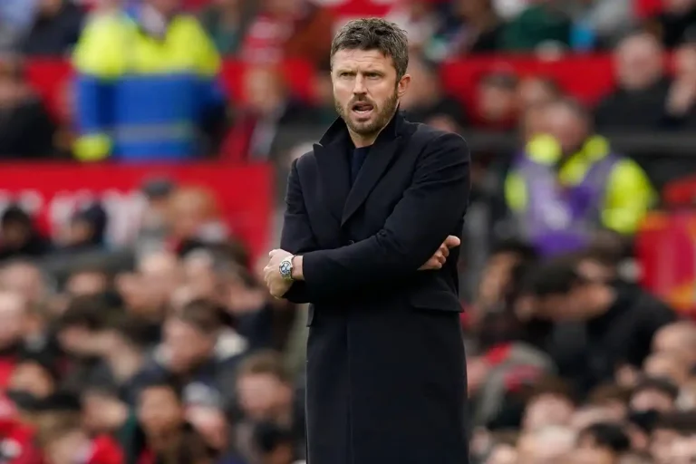 Michael Carrick sous pression