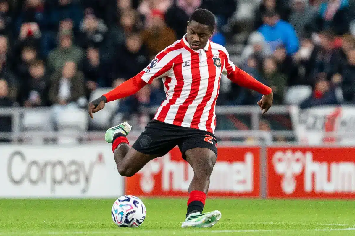 Noah Sadiki avec Sunderland