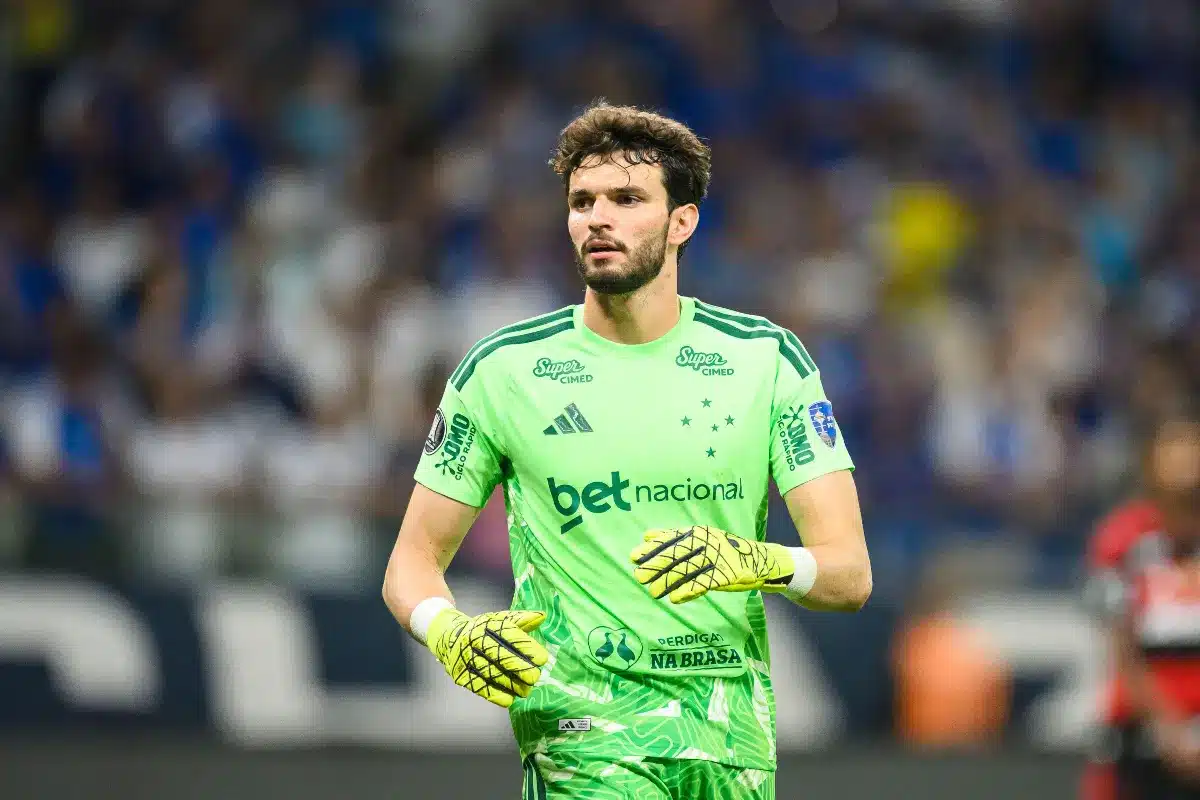 Otávio sous le maillot de Cruzeiro