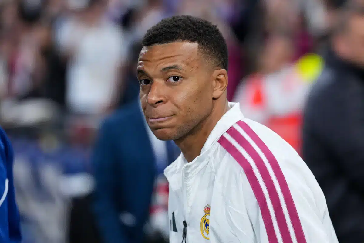 Polémique en Chine : Une star chinoise se désabonne de Kylian Mbappé
