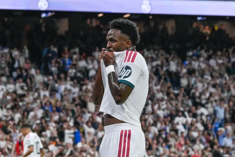 Real Madrid Vinícius ne connait pas le règlement