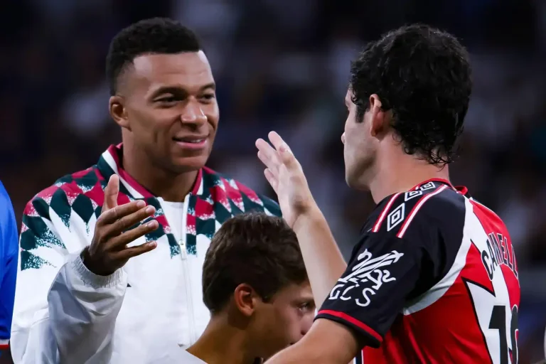 Sergio Camello visé par le PSG ©Alamy