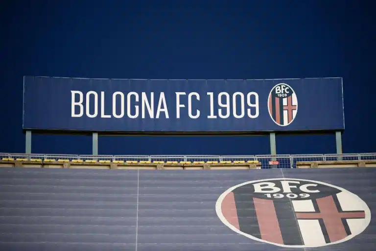 Le logo du club italien Bologne @Alamy