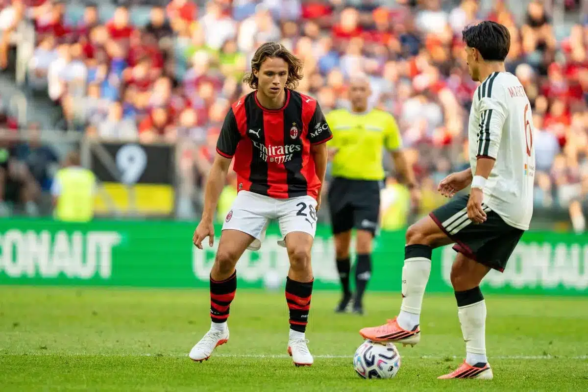 Christian Comotto sous le maillot du Milan AC @Alamy